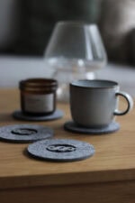 Podkładka filcowa w kształcie koła z paragrafem