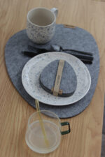 Filcowa podkładka o nieregularnym kształcie kamienia - obrazek 14