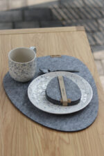 Filcowa podkładka o nieregularnym kształcie kamienia - obrazek 6