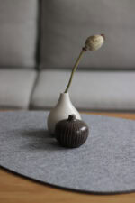 Filcowa serweta o nieregularnym kształcie kamienia 55x70cm - obrazek 12