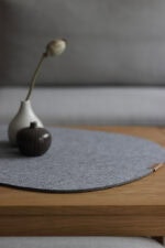 Filcowa serweta o nieregularnym kształcie kamienia 55x70cm - obrazek 8