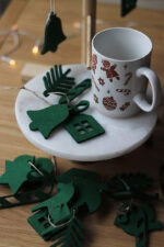 Zestaw czterech zielonych świątecznych filcowych zawieszek - obrazek 4